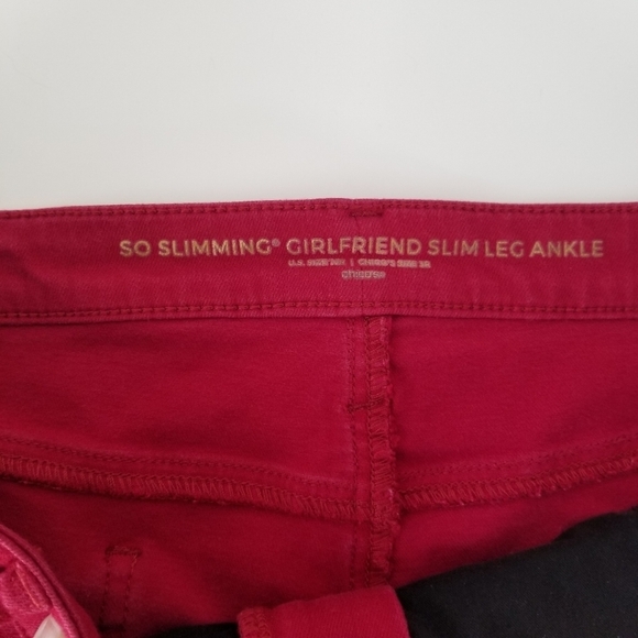 Chico's Red So Slimming Girlfriend Ankle Jeans Size 16R Stretch Festive - Picture 7 of 11